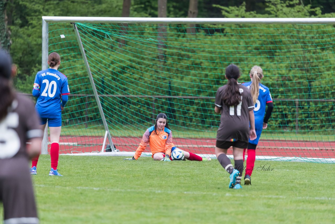 Bild 282 - wCJ VfL Pinneberg3 - St.Pauli : Ergebnis: 2:1